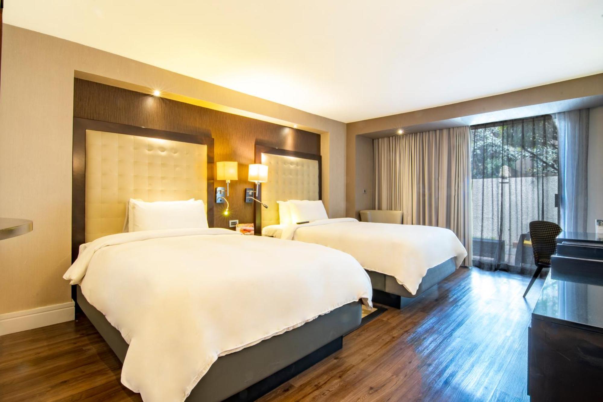 Hotel Lucerna Tijuana Esterno foto