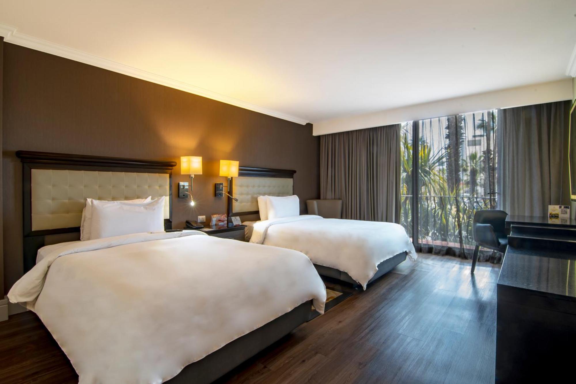 Hotel Lucerna Tijuana Esterno foto
