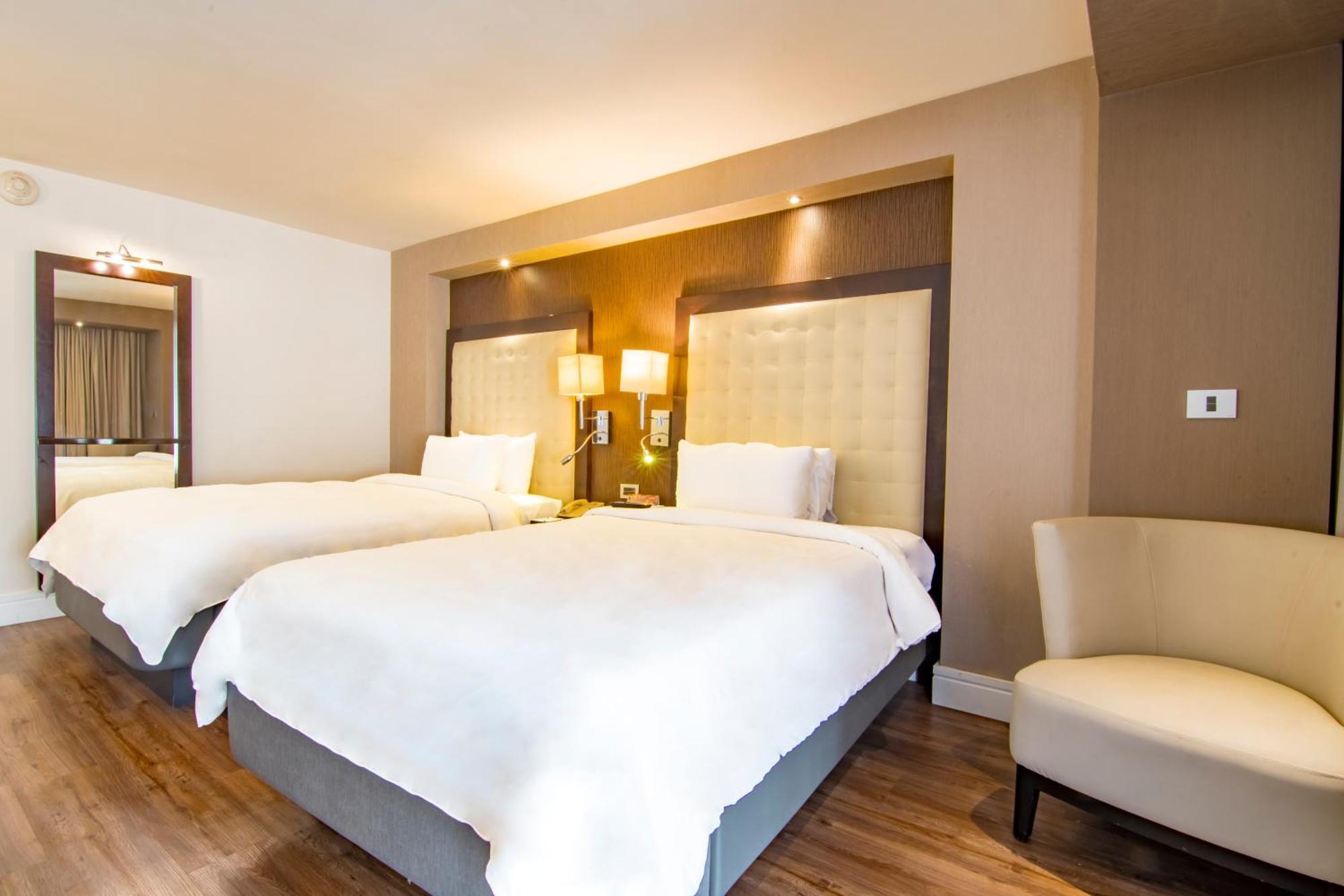 Hotel Lucerna Tijuana Esterno foto