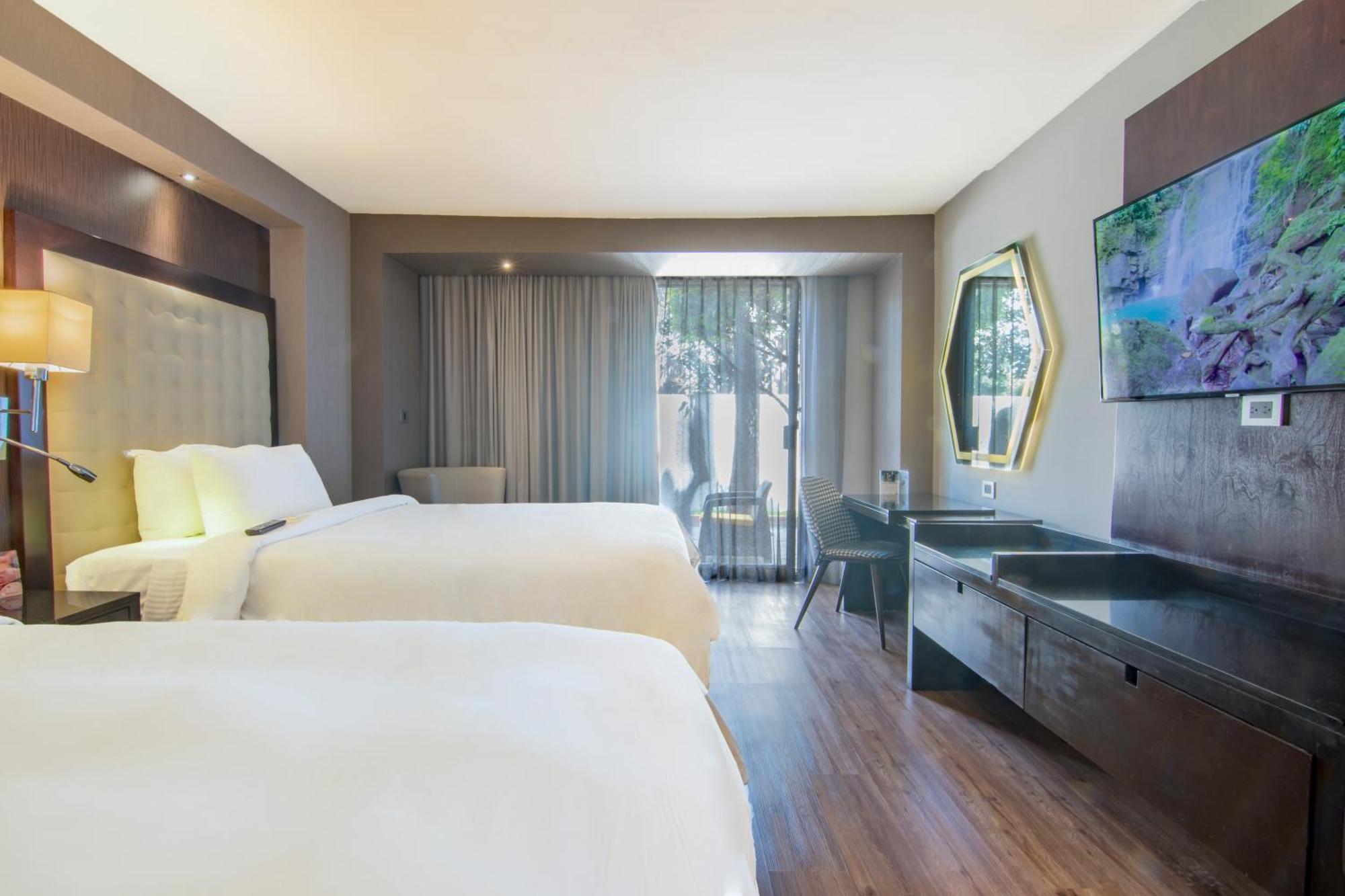 Hotel Lucerna Tijuana Esterno foto