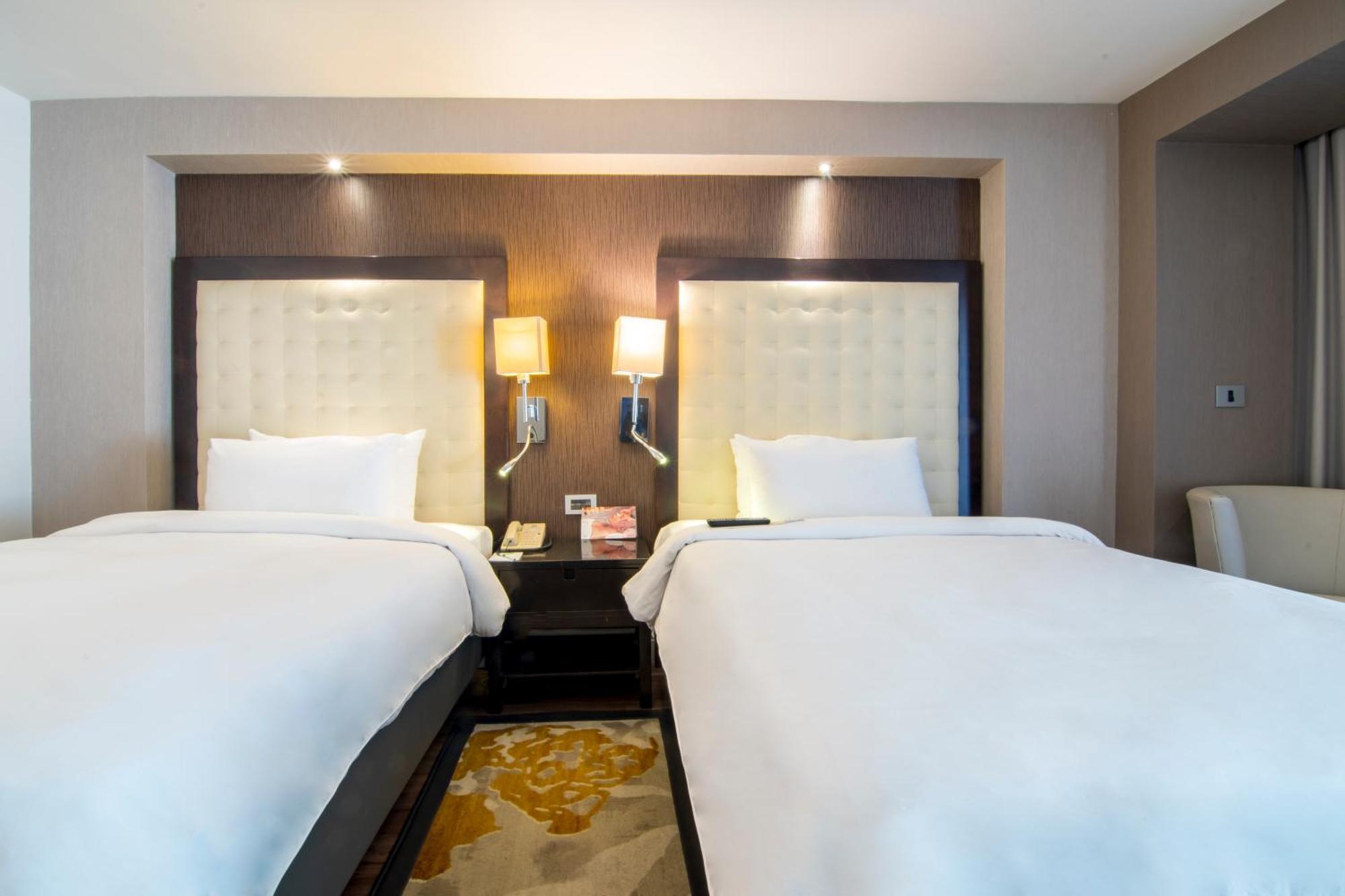 Hotel Lucerna Tijuana Esterno foto