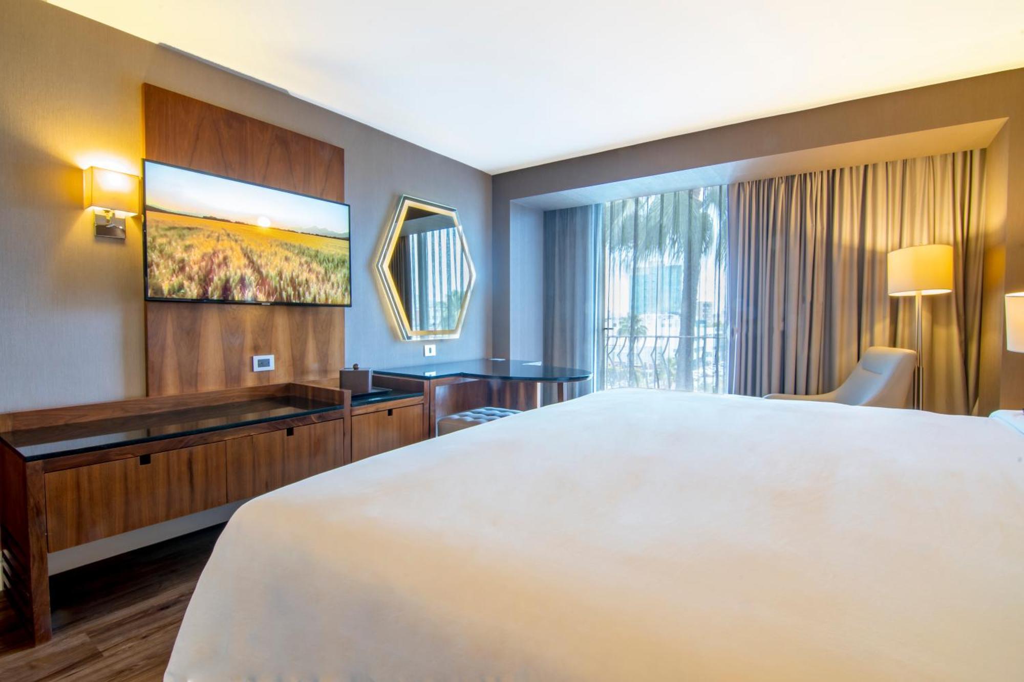 Hotel Lucerna Tijuana Esterno foto